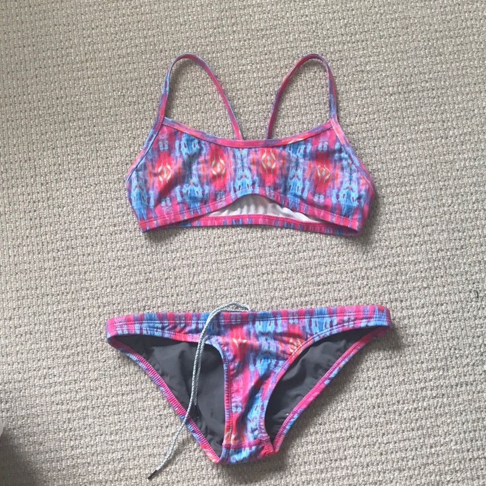 Jolyn Patterned two piece